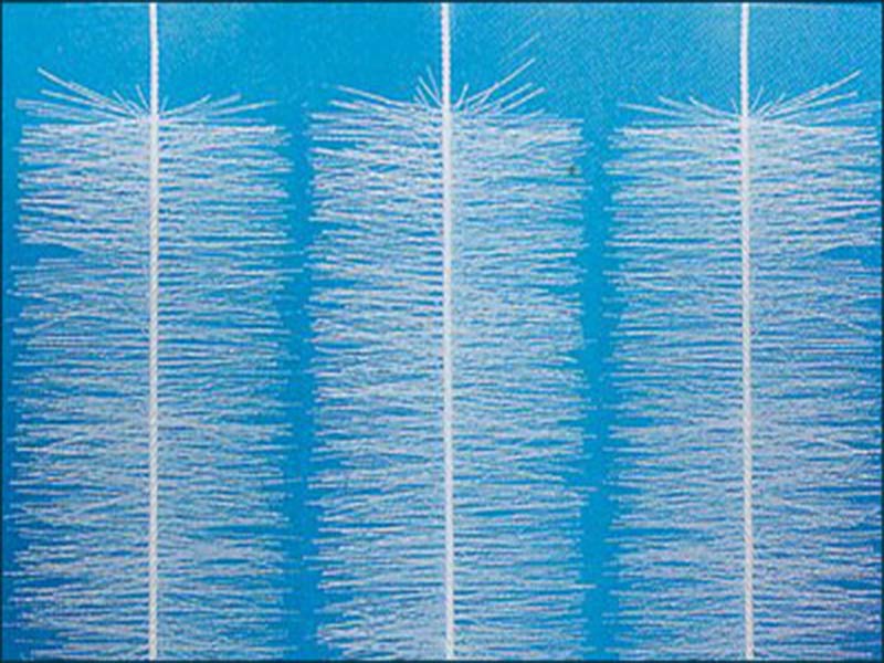 全自動加藥裝置使用潤滑油可以防止機器設備運行不卡頓
